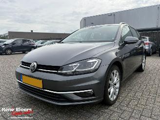 Unfallwagen Volkswagen Golf 1.6 TDI Highline Navi 116pk 2019/6