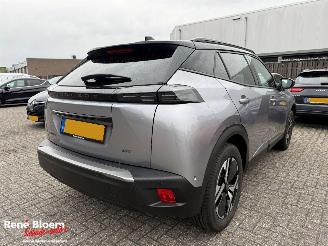 Schadeauto Peugeot e-2008 EV GT 54kWh 2026/6