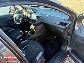 Peugeot 208 1.2 PureTech Active 82pk picture 9