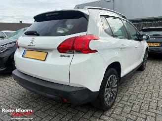 Voiture accidenté Peugeot 2008 1.2 VTi Active Pack Premium 2014/4