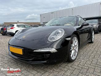 Damaged car Porsche 911 3.8 CARRERA 4S 400pk 2013/7