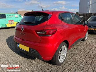 Vaurioauto  passenger cars Renault Clio 0.9 TCE Zen 2018/5