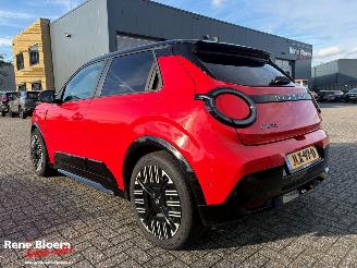 Nissan Micra ADVANCE-Launch Edition 52kWh picture 2