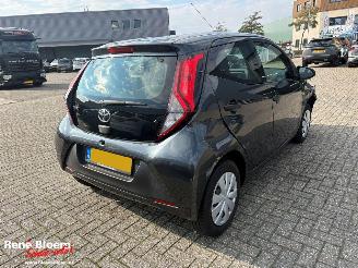 Toyota Aygo 1.0 VVT-i x-fun 5-drs Airco picture 4