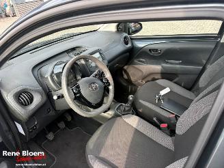Toyota Aygo 1.0 VVT-i x-fun 5-drs Airco picture 13