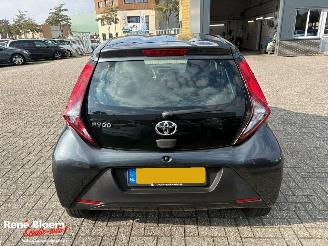 Toyota Aygo 1.0 VVT-i x-fun 5-drs Airco picture 3