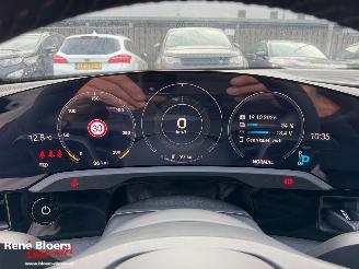 Porsche Taycan 4S 84kwh Full Option picture 23