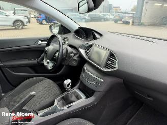 Peugeot 308 1.2 Puretech Executive picture 9
