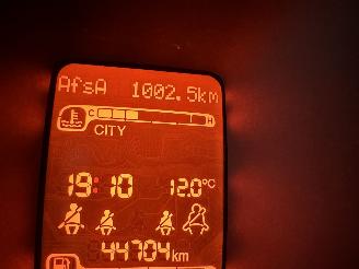Fiat Panda 0.9TwinAir Turbo 4x4 Cross 6-bak - nap - clima - elektr pakket - lmv - privacy glass - led - trekhaak picture 17