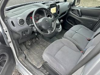Peugeot Partner 120 1.6 BlueHDi 73kw 100 L1 Première S&S - nap - navi - pdc - lmv - airco - cruise - getint voor + zijruiten picture 18