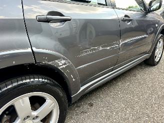 Mitsubishi Outlander 2.0 Turbo 201pk 4WD - uniek - 2x schuifdak - airco - leer + alcantara + stoelverw - privacy glass - rijdbaar picture 15