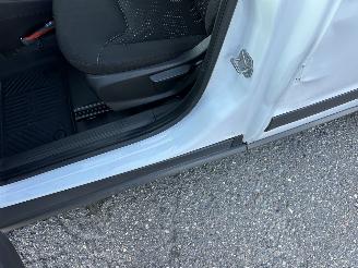 Ford Transit Courier 1.0T 101pk 6-bak euro.6 2023 EcoBoost Trend S&S - 2023 - nap - navi - airco - cruise - stoelverwarming voor - benzine picture 41