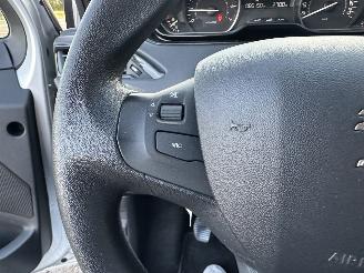 Peugeot 208 1.2 PureTech 82pk BlueLion 5drs - 86dkm nap - navi - cruise - pdc - airco - aux - usb - touchscreen - facelift picture 27
