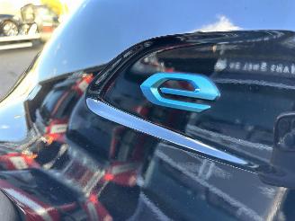 Peugeot e-208 EV 50kwh 136pk aut Active Pack - 57dkm nap - line assist - navi - pdc - lmv - stoelverw - airco - cruise - carplay picture 81