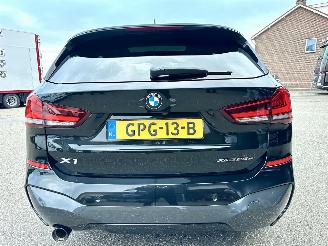 BMW X1 xDrive25e plug-in hybrid eDrive aut M-Edition - pano - 83dkm - head up - keyless - cam - sfeerverl - elektr klep picture 106