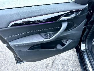 BMW X1 xDrive25e plug-in hybrid eDrive aut M-Edition - pano - 83dkm - head up - keyless - cam - sfeerverl - elektr klep picture 39