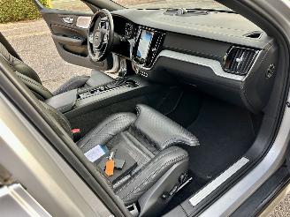 Volvo V-60 Cross country 2.0 D4 190pk aut AWD Intro Ed - pano - bowers&wilkins - 360cam - stoelkoeling - stoelverw v+a - head up picture 17