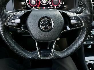 Skoda Karoq 1.5 TSI ACT 150pk 7-Traps aut + F1 Sportline Bus - navi - camera - keyless - virtual - stuurverw - sfeerverl - kuipstoelen picture 27