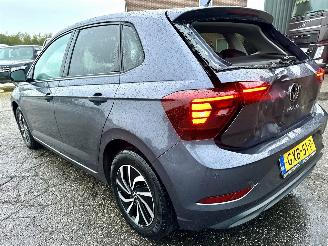 Volkswagen Polo 1.0 TSI 95pk 7-traps aut + f1 Life Edition 5drs - nap - navi - camera - carplay - front + line assist picture 5