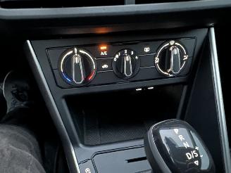 Volkswagen Polo 1.0 TSI 95pk 7-traps aut + f1 Life Edition 5drs - nap - navi - camera - carplay - front + line assist picture 34