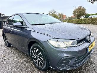 Volkswagen Polo 1.0 TSI 95pk 7-traps aut + f1 Life Edition 5drs - nap - navi - camera - carplay - front + line assist picture 3