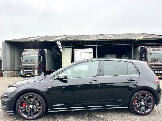 damaged passenger cars Volkswagen Golf 2.0 TSI GTI Performance 2017/7