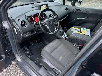 Opel Meriva 1.4 Turbo 120pk Berlin - nap - clima - cruise - navi - pdc v+a - trekh - licht + regens + dimmend binnenspiegel picture 22