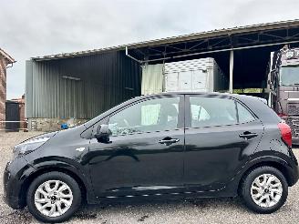 Damaged car Kia Picanto 1.0 CVVT ComfortPlusLine Navigator 2018/1