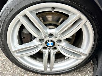 BMW 5-serie 550i 4.4 V8 TwinTurbo 408pk 8-traps aut M-Sport - nap - b&o - schuifdak - massage - softclose - tv schermen - 360cam picture 124