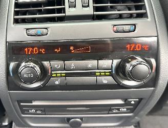 BMW 5-serie 550i 4.4 V8 TwinTurbo 408pk 8-traps aut M-Sport - nap - b&o - schuifdak - massage - softclose - tv schermen - 360cam picture 65