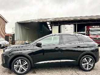 krockskadad bil auto Peugeot 3008 1.6 HYbrid Plug-in 225 Allure 8-traps aut - nap - 1e eig - camera v+a - navi - sfeerverl - keyless - elektr klep 2021/11
