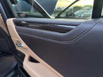 Lexus ES 300H Hybrid 243pk aut + f1 Luxury Line - schuifdak - nap - front + line + side assist - stoelverw + koeling picture 59