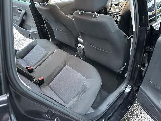 Volkswagen Polo Gereserveerd 1.2 TSI 105pk 6-bak Highline 5drs - pano - airco - cruise - pdc - lmv - 4x elektr ramen - alcantara picture 31