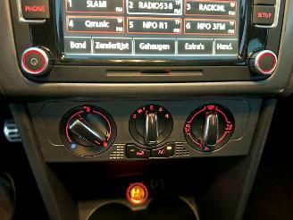 Volkswagen Polo Gereserveerd 1.2 TSI 105pk 6-bak Highline 5drs - pano - airco - cruise - pdc - lmv - 4x elektr ramen - alcantara picture 27
