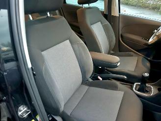 Volkswagen Polo Gereserveerd 1.2 TSI 105pk 6-bak Highline 5drs - pano - airco - cruise - pdc - lmv - 4x elektr ramen - alcantara picture 30