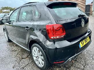 Volkswagen Polo Gereserveerd 1.2 TSI 105pk 6-bak Highline 5drs - pano - airco - cruise - pdc - lmv - 4x elektr ramen - alcantara picture 6
