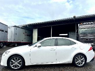 Unfallwagen Lexus IS 300H 2.5 Hybrid Business Line Pro 2016/9