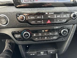 Kia e-Niro 64kWh 204pk aut + F1 Exe.Line - nap - stoelvent - stoelv v+a - stuurverw - front + line + side assist - leer picture 31