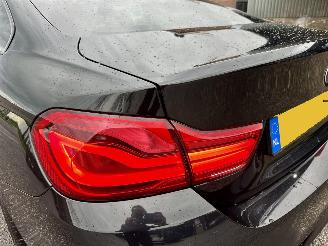 BMW 4-serie Coupé 420i 184pk 8-Traps aut M-Sport - nap - head up - harman/kardon - schroefset - 20 inch - performance uitlaat picture 12