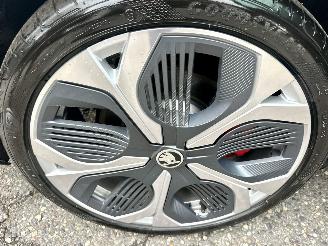Skoda Octavia RS 2.0 TSI 265pk Aut + F1 Combi - pano - crystal light - front + line + side assist - virtual - 19 inch - keyless picture 122