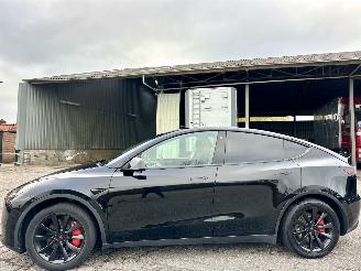 Auto incidentate Tesla Model Y Long Range RWD 75kWh 351pk aut - pano - leer - carbon - 360cam - stoelverw v+a - multimedia achter - full self driving 2024/5