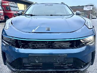 Lynk & Co 01 1.5 Plug-In Hybrid 7-Traps aut - pano - navi - 360cam - stoelverw - 20inch - Infinity - pdc v+a picture 3