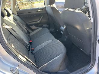 Volkswagen Polo 1.0 TSI 95pk Life 5drs - 76dkm nap - front + line assist - acc - pdc v+a - airco - cruise contr - lmv picture 52