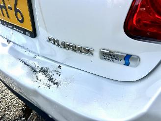 Toyota Auris 1.8 Full Hybrid 123pk aut Executive - nap - navi - camera - keyless entry + start - lmv + 4x goede banden picture 83