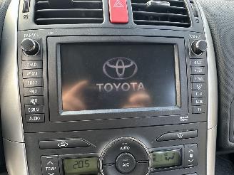 Toyota Auris 1.8 Full Hybrid 123pk aut Executive - nap - navi - camera - keyless entry + start - lmv + 4x goede banden picture 59