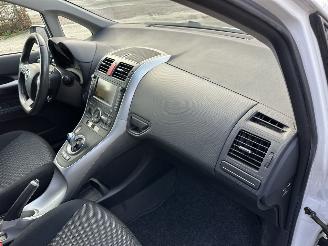 Toyota Auris 1.8 Full Hybrid 123pk aut Executive - nap - navi - camera - keyless entry + start - lmv + 4x goede banden picture 39