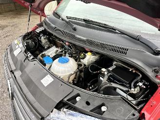 Volkswagen Transporter 2.0 TDI 150pk 6-bak Lang 3pers - 2x schuifdeur - nap - camera - navi - airco - cruise - pdc - trekh - facelift picture 9