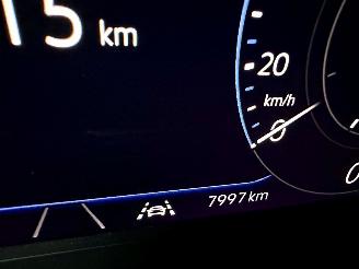 Volkswagen T-Roc 1.5 TSI 150pk 7-Traps aut Life - 7dkm nap - navi - cam - virtual - front + line + park assist - keyless picture 26