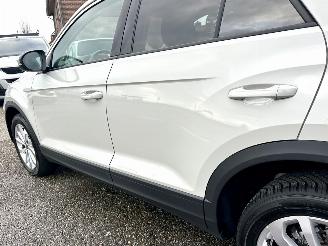 Volkswagen T-Roc 1.5 TSI 150pk 7-Traps aut Life - 7dkm nap - navi - cam - virtual - front + line + park assist - keyless picture 88