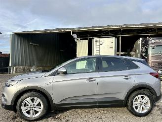 krockskadad bil auto Opel Grandland X 1.2 Turbo Online Edition 2018/9
